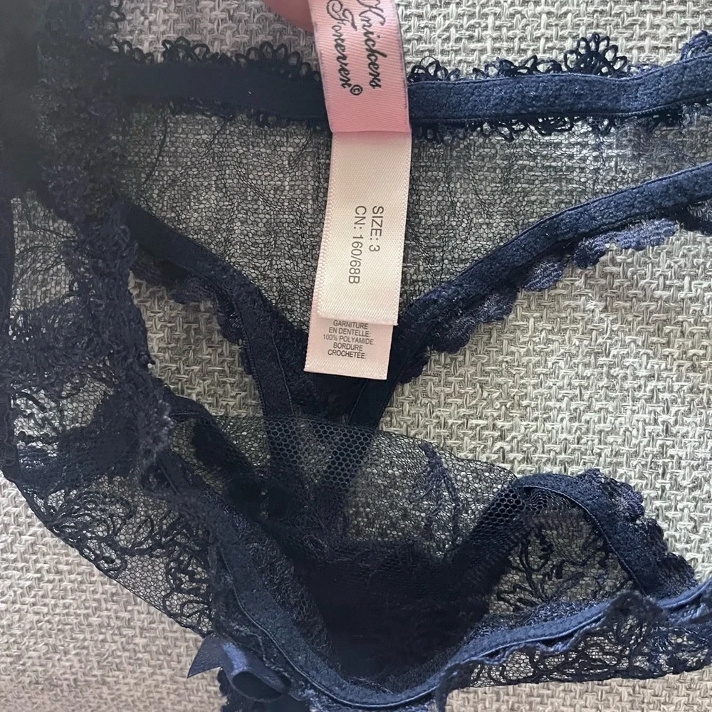AGENT PROVOCATEUR | Rosa Bra and panty Lingerie Set in Navy Blue - Picture 8 of 11
